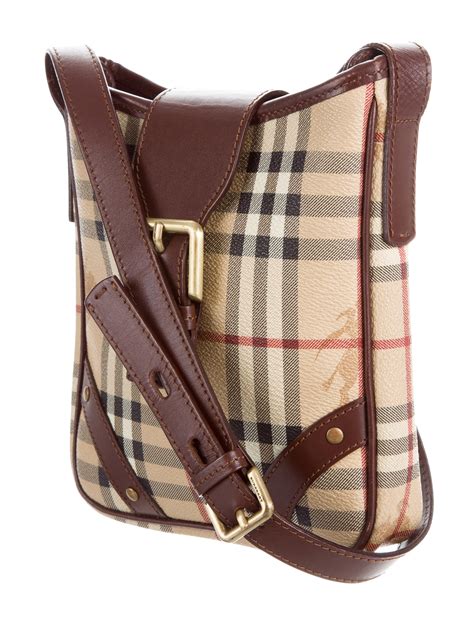 wickeltasche burberry|Burberry purses for women.